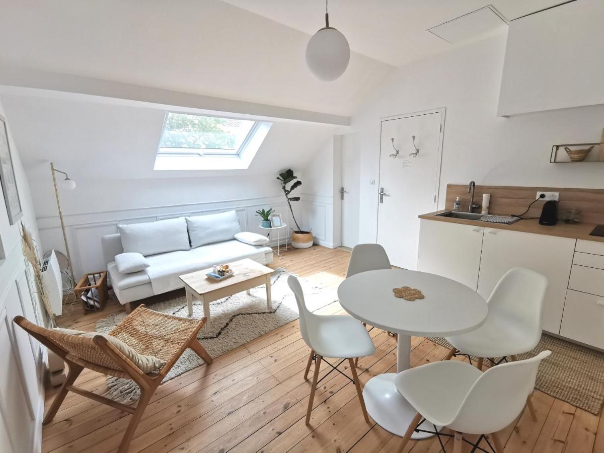Apartamento Le Repaire Du Cap-Hornier Rezé Exterior foto